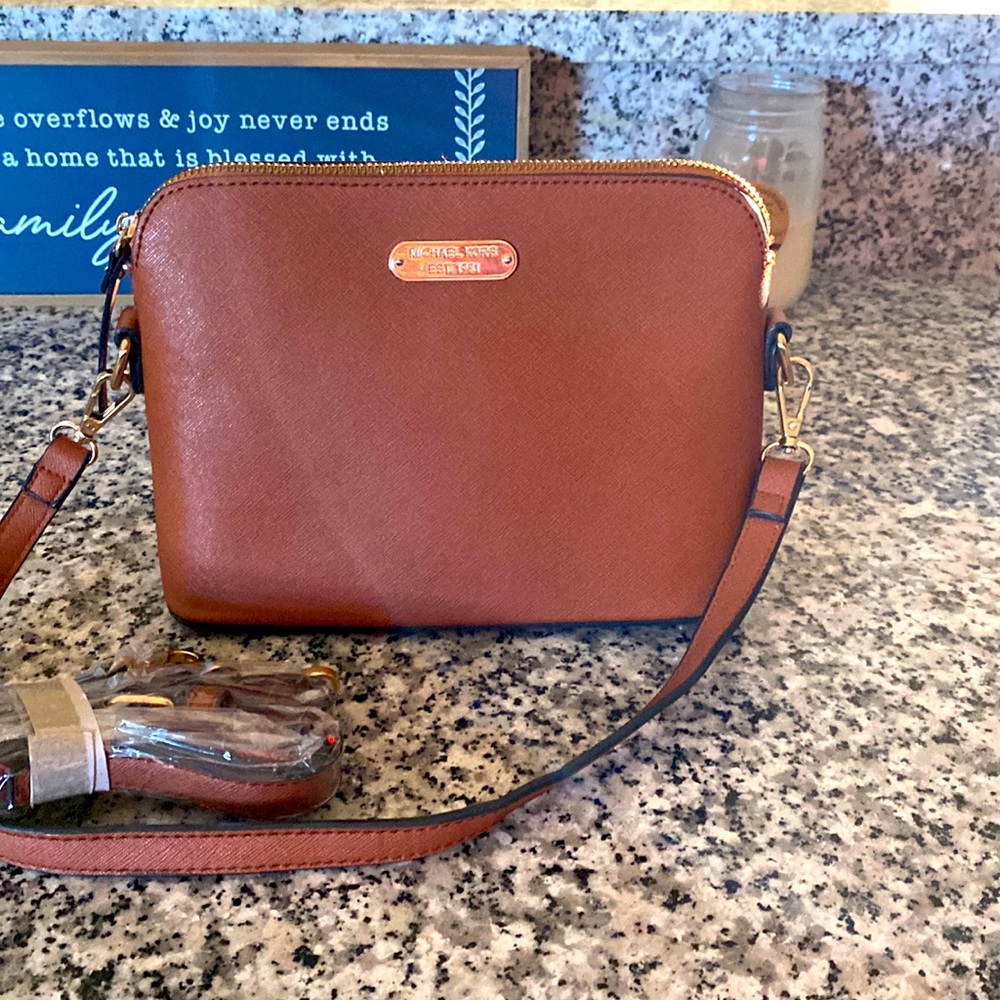 MK Sm Brown Handbag 👜